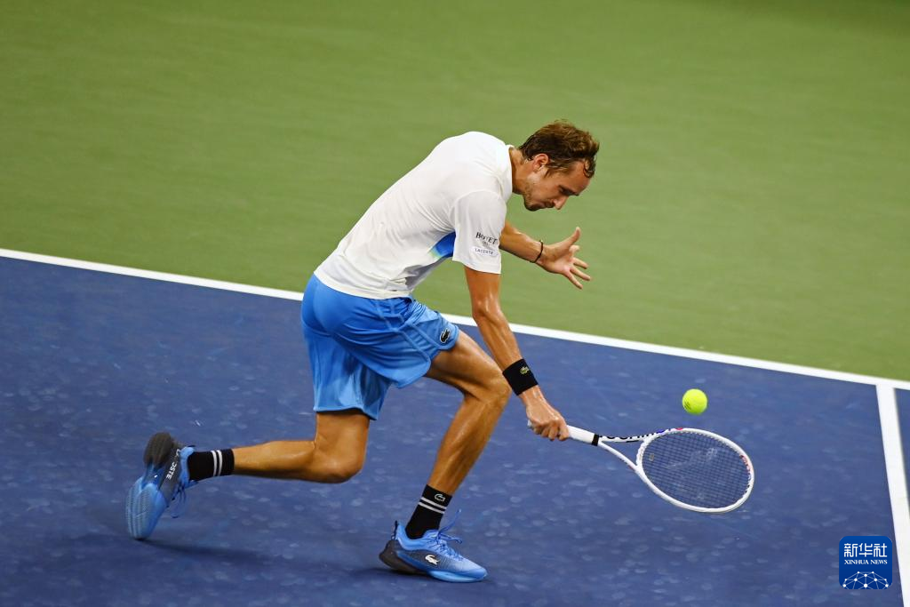 联合杯绝杀美网，梅德韦杰夫扛起全队