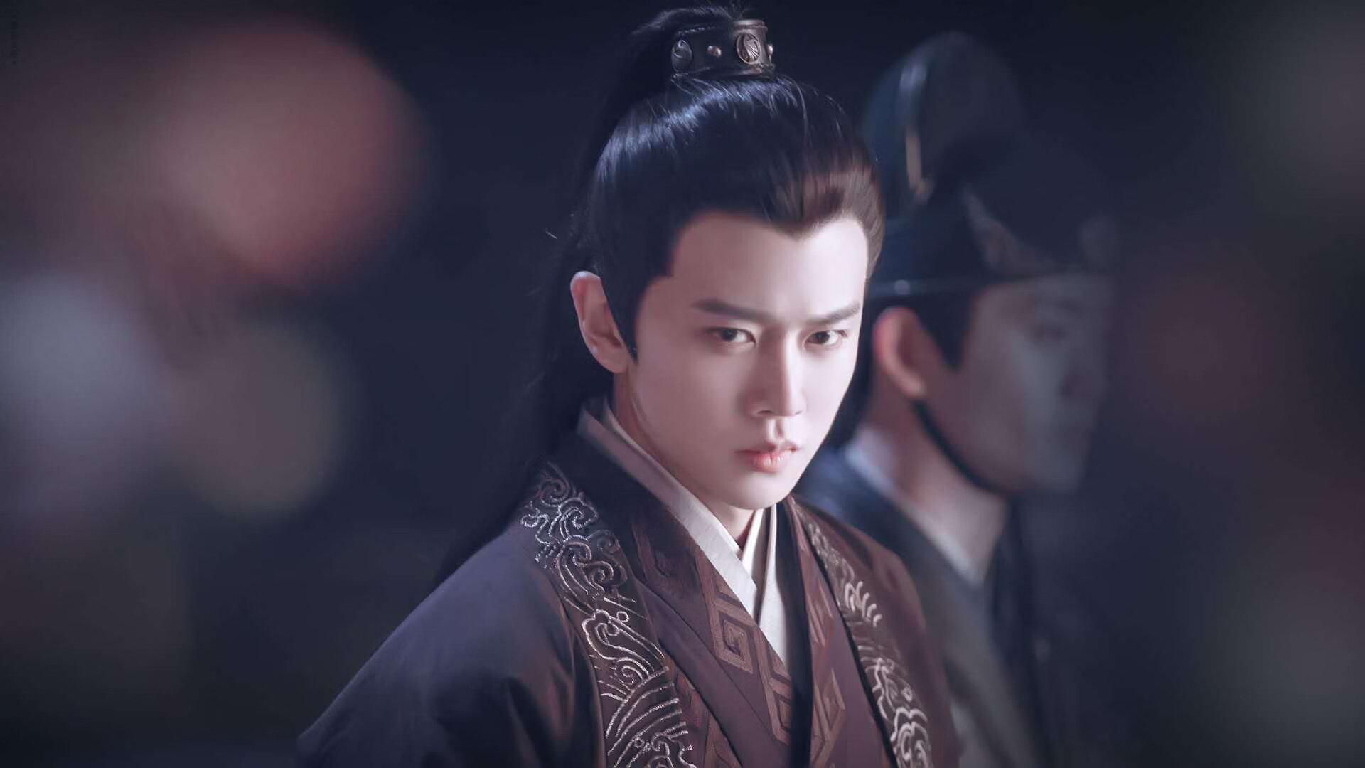 信念的颜色,墨绿战衣逆转瑞士军刀