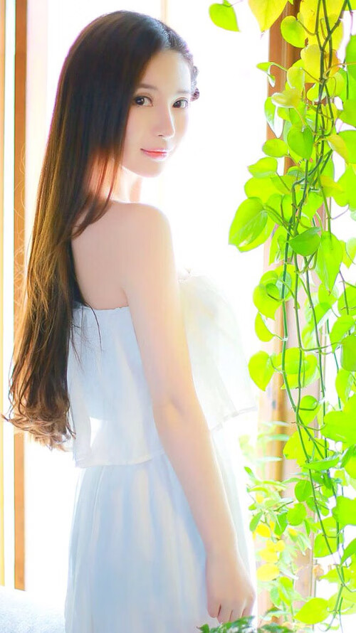 北欧神锋撕裂安菲尔德,当克瓦拉茨赫利亚让世一右沦为背景板