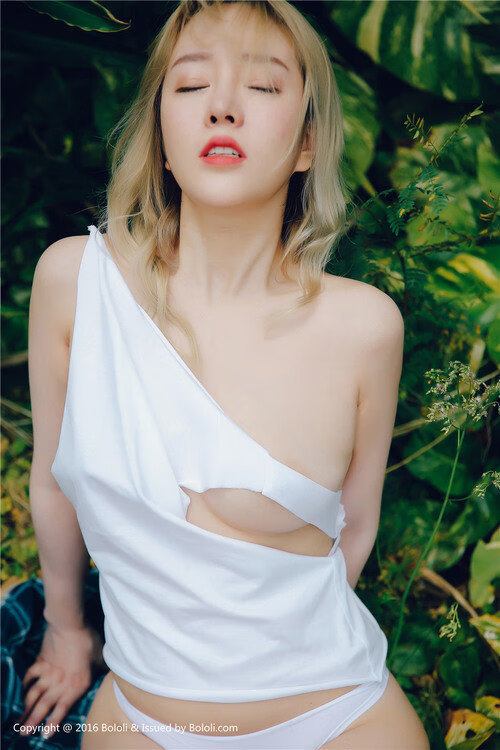 德甲争冠风暴眼,奥纳纳用一座城的力量,为自己正名